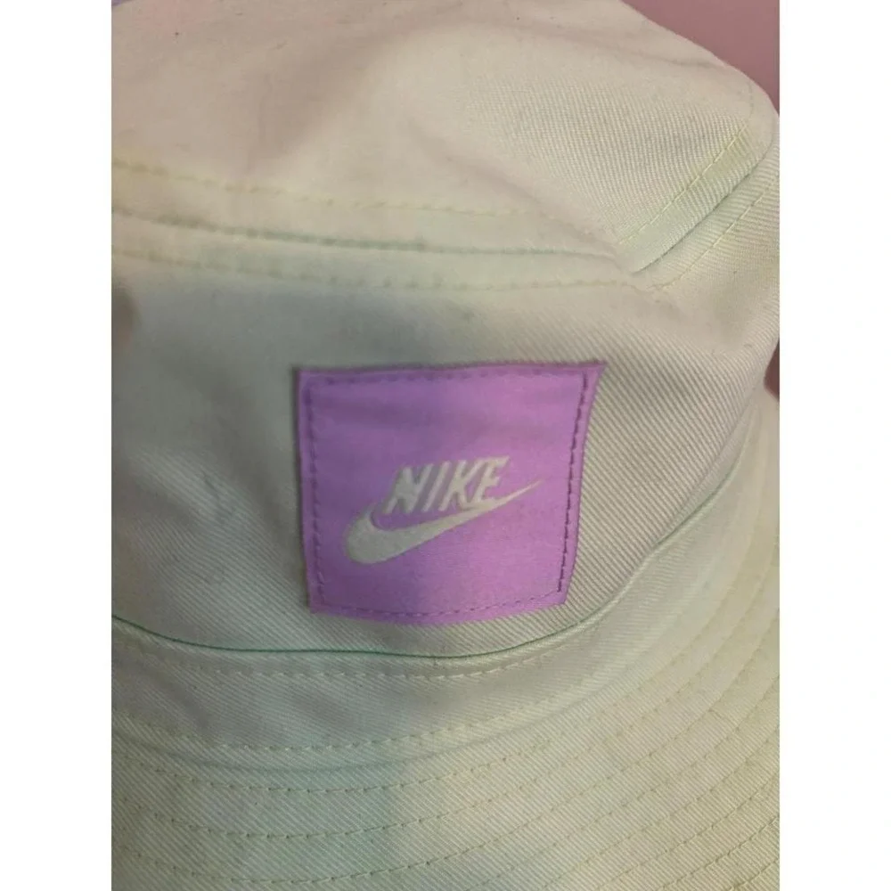NWT Nike Kids Bucket Hat‎ Light Green Lavender Logo Summer Casual Outdoors